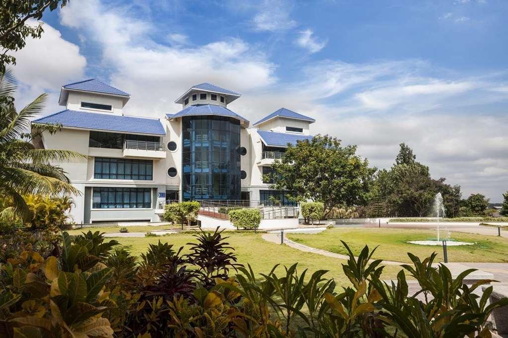 Devanahalli Clarks Exotica Convention Resort & Spa מראה חיצוני תמונה
