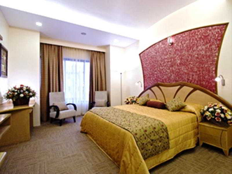Devanahalli Clarks Exotica Convention Resort & Spa חדר תמונה